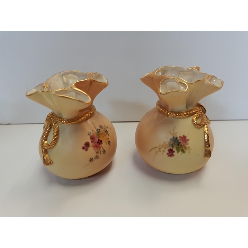 110a - X2 Royal Worcester Posey vases 4