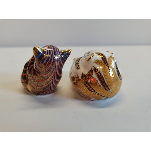 169 - Crown Derby cat and mouse with gold stoppers