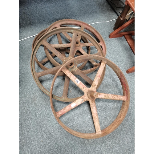 855 - x4 vintage cast iron wheels