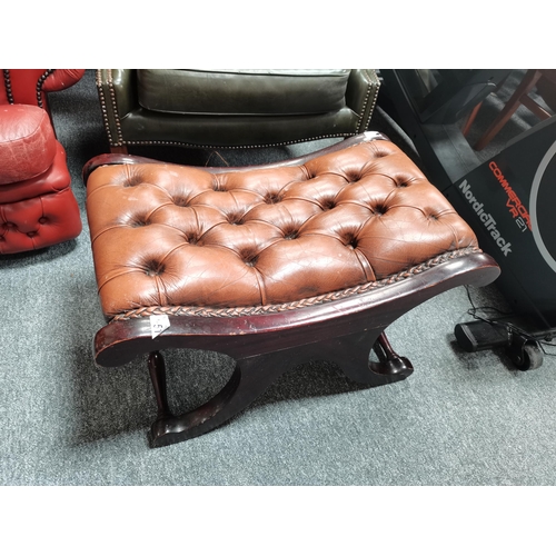 951 - Brown leather chesterfield footstool