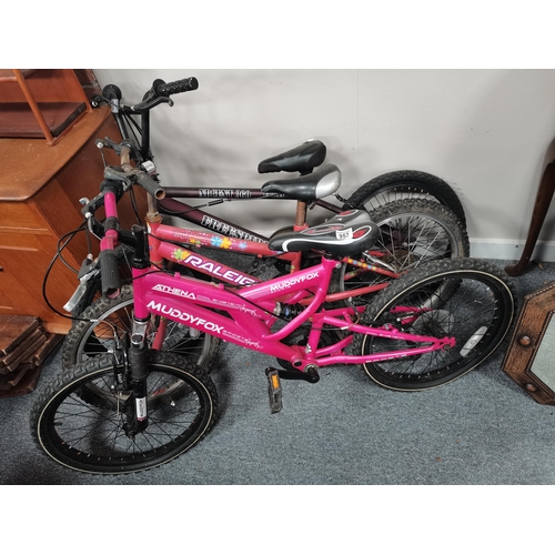 957 - x3 child's bikes