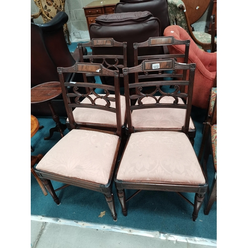 1032 - X4 dining chairs