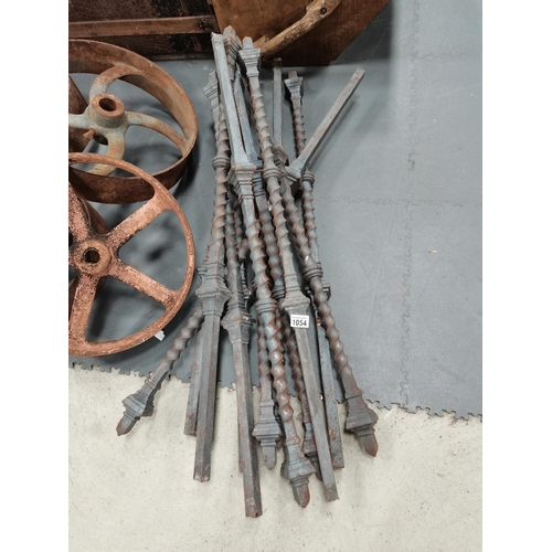 1054 - x12 cast iron banister supports