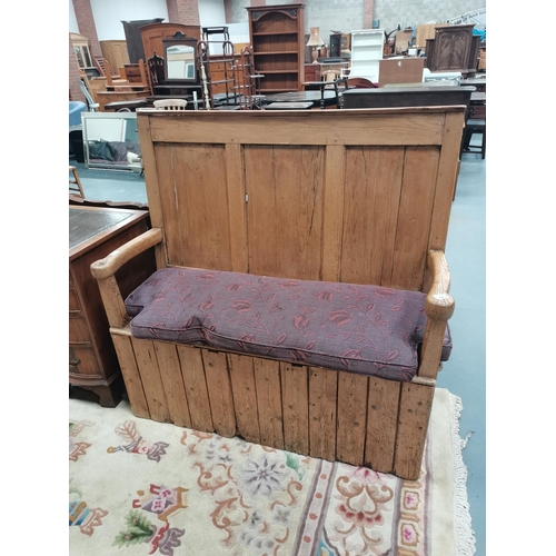 1093 - Early 1.2m ( 4ft ) pine bench / hall seat