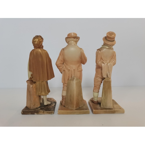 133 - 2 x Royal Worcester porcelain figures both good condition (Slight chip to rims of hats) plus Royal W... 