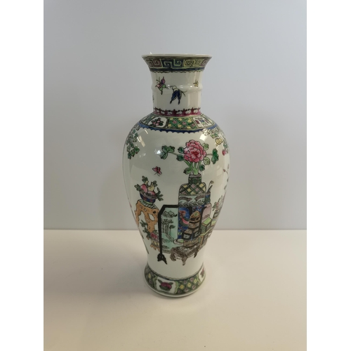 141 - Chinese vase with 4 character marks - H30.5cm