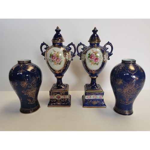 6 - X2 blue Worcester vases and x2 lidded vases