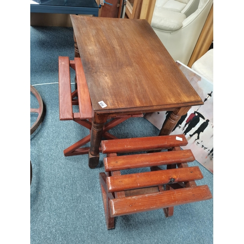 856 - Oak dining table and matching end extension, x2 wooden slotted stools 90cm x 59cm