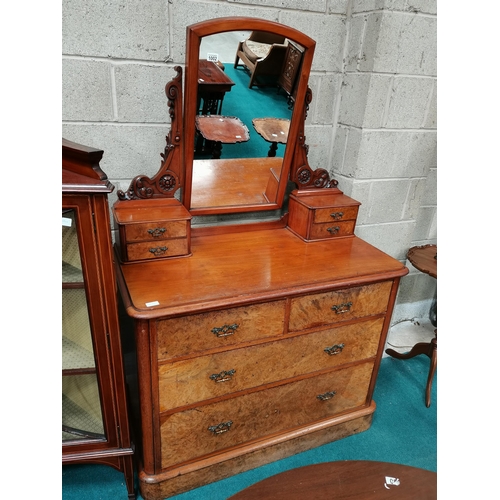 1002 - Walnut and mahogany dressing table with tilting mirror W107cm