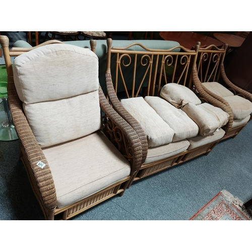 871 - Cane conservatory set