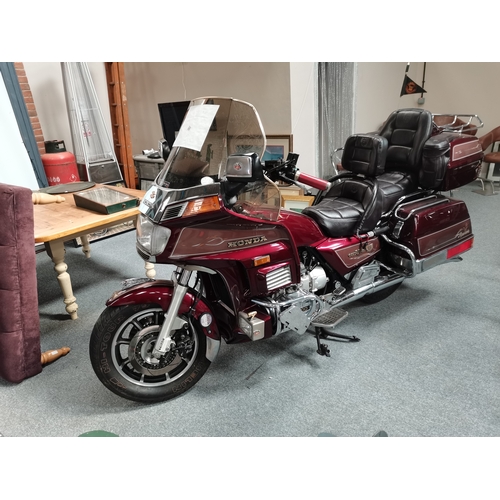 970 - Honda Gold Wing Aspencade 1200cc in full working order MOT 01.11.2022 - 16,852 miles REG D636 LMG