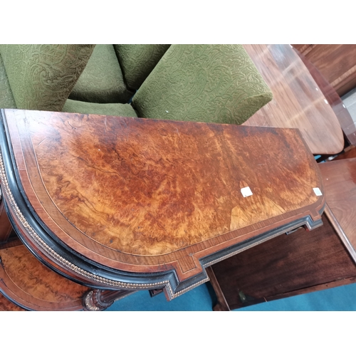 1020 - Victorian walnut credenza with brass inlay. Very good condition w100cm x h93cm