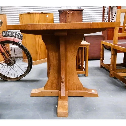 643p - Mouseman Octagonal centre table. very good condition 90cm x 90cm