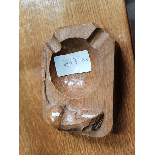 643m - Mouseman ash tray