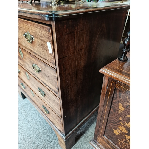 646 - Georgian mahogany chest