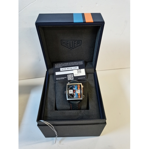 371 - Tag Heuer Monaco Gulf Racing - Steve McQueen Special Edition  *Complete set with box and papers. 

T... 