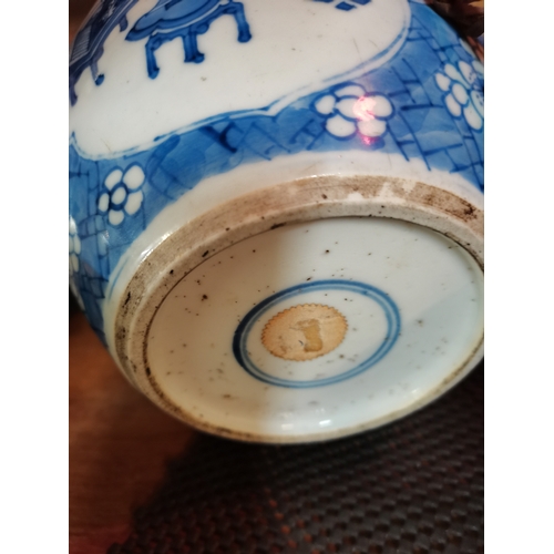 28 - x4 Blue and white Chinese ginger jars. good condition