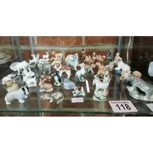 118 - Large collection of Wade figures