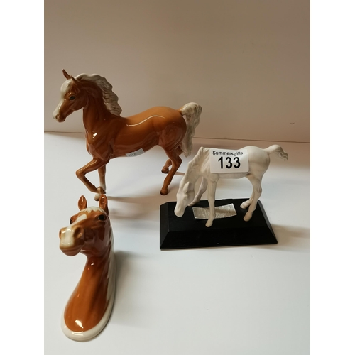 133 - x3 Beswick horse items - very good condition