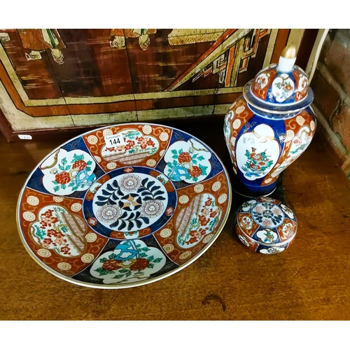 144 - Imari Style charger, Ginger jar and trinket box