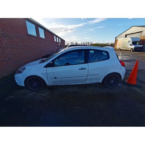 1a - Renault Clio NX10VNG 1461CC DIESEL modified suspension and looks like a Clio sport