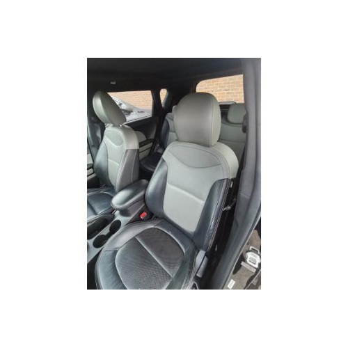 1b - Kia Soul maxi CRDI 2015 (65 plate) 50,000 miles tax and tested RJ65CSU first reg 30-11-2015 1982 CC ... 