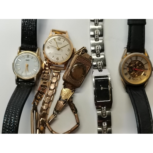 560 - Collection of watches