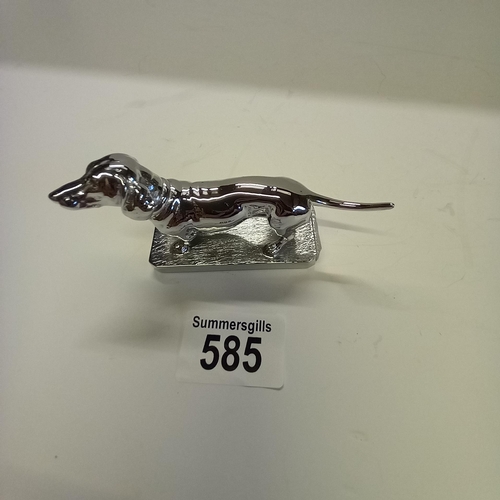 585 - Car Mascot of Dachshund