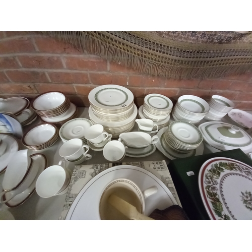 864 - Large Collection of Royal Doulton ' Rondelay' Dinner Service plus 6 other pieces including 3 Minton,... 