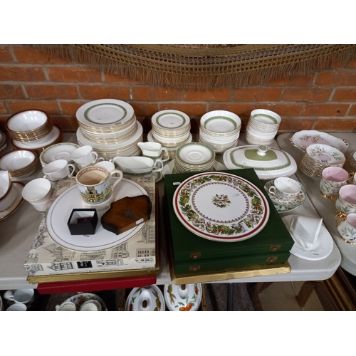 864 - Large Collection of Royal Doulton ' Rondelay' Dinner Service plus 6 other pieces including 3 Minton,... 