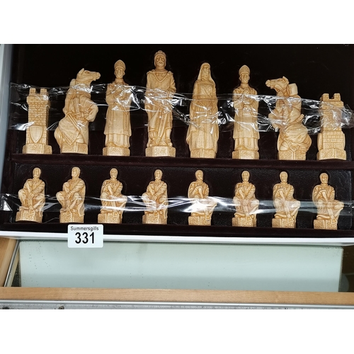 331 - Studio Anne Carlton Chess set - Crusaders