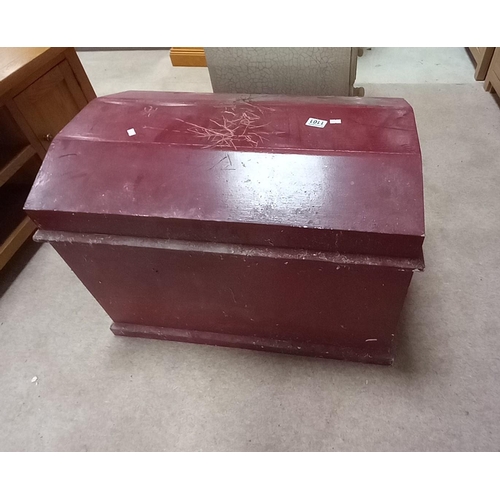 1101 - Pine painted trunk/toy box W71cm