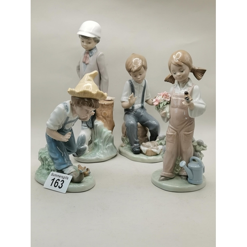 163 - X3 Nao and x1 Lladro figurines