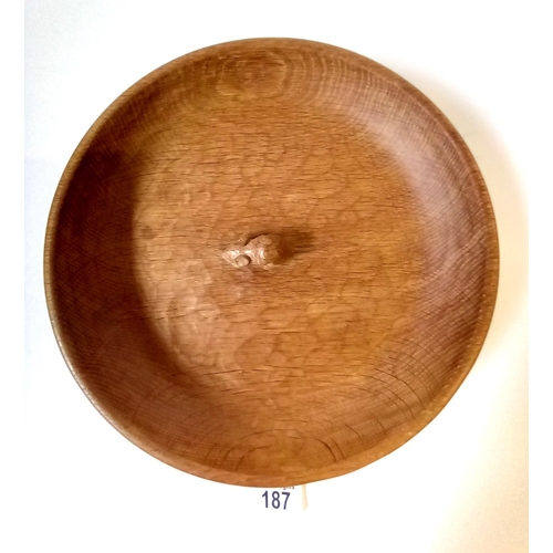 187 - A Stunning Adzed Mouseman Bowl with Mouse carved in the centre - D29cm