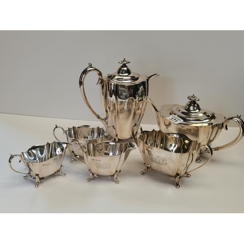 371 - Hallmarked Silver 6 piece Tea/Coffee Service, consisting of Teapot, Coffee pot, Two Sugar bowls and ... 