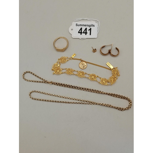 441 - Misc items of gold including ring, chain etc 30grams