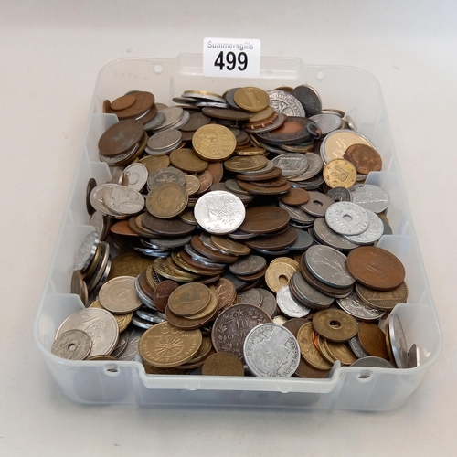 499 - Large collection of world coinage