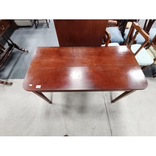 1049 - Georgian mahogany tea table D59cm x W116cm