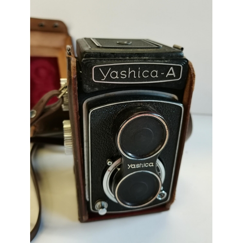 259 - Yashica 'A' TLR Camera