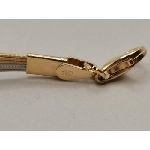 537c - A 14k gold bracelet 5g in two tone gold