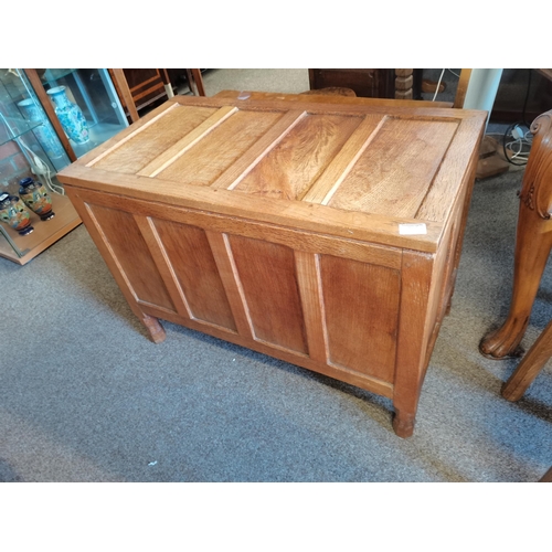 641a - Squirrelman Yorkshire Oak blanket box /  chest - Mouseman interest W84cm x D46cm x H61cm