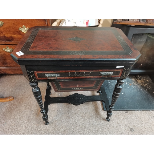 739 - Victorian wanut and ebonied games table