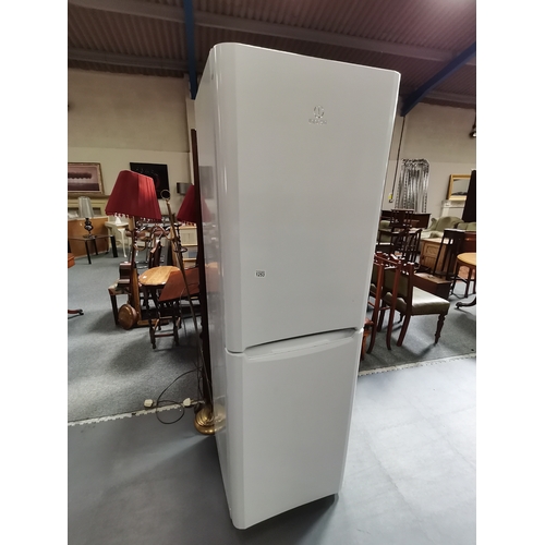 1253 - Indesit fridge freezer Ht188cm x W61cm