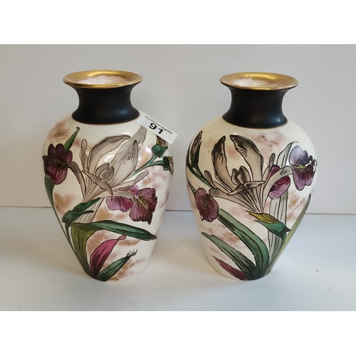 92 - Moorcroft Style vases (no marks) H22cm