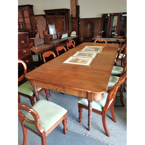 1136 - D end Georgian 12 Legged dining table with 3 leaves 296cm when extended x 121cm