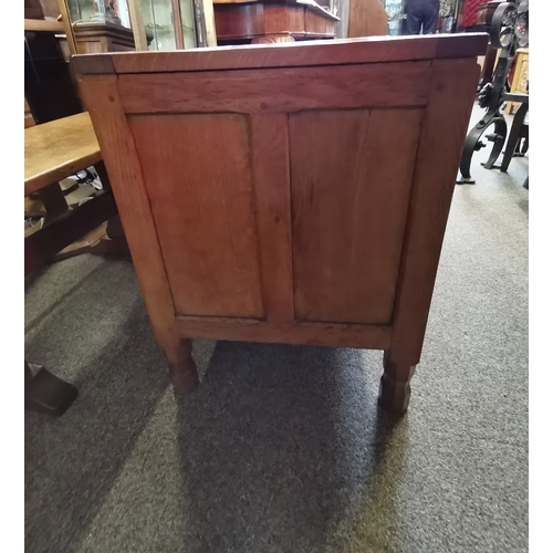 641a - Squirrelman Yorkshire Oak blanket box /  chest - Mouseman interest W84cm x D46cm x H61cm