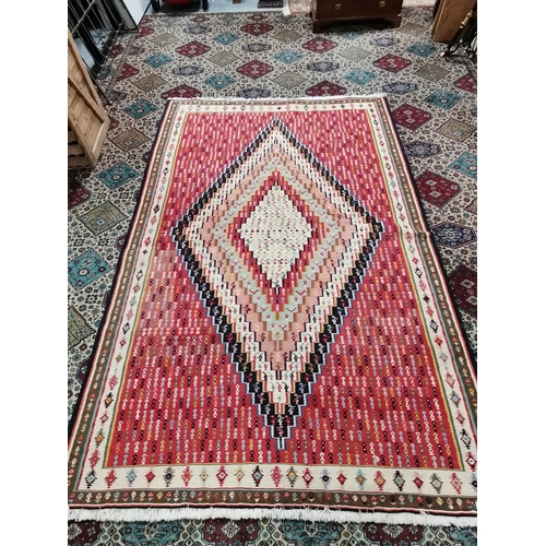 916 - A multicoloured rug 2m x 2m