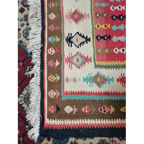 916 - A multicoloured rug 2m x 2m