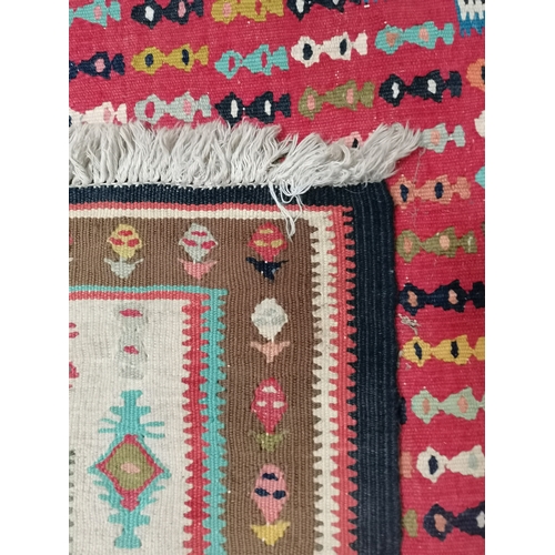 916 - A multicoloured rug 2m x 2m