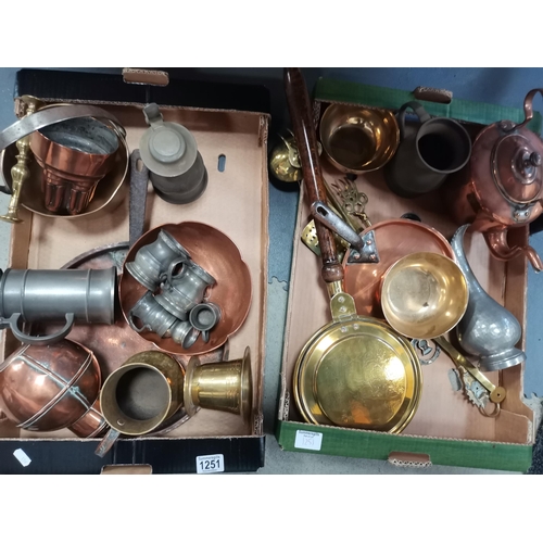 1251 - 2 x boxes brass and copper items incl copper kettle, warming pan etc